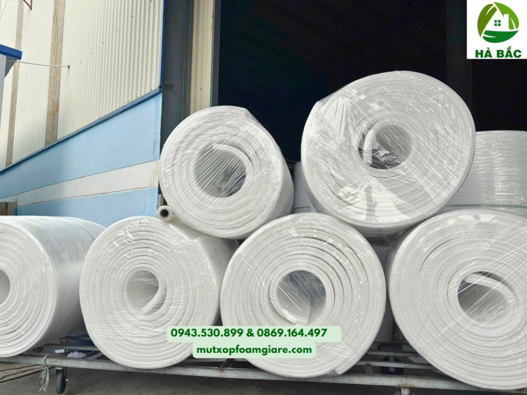 Màng xốp pe quấn hàng giá rẻ có khả năng chống va đập, chống va chạm, chống sốc tuyệt vời lại giá thành lại còn rẻ chỉ có ở Hà Bắc.