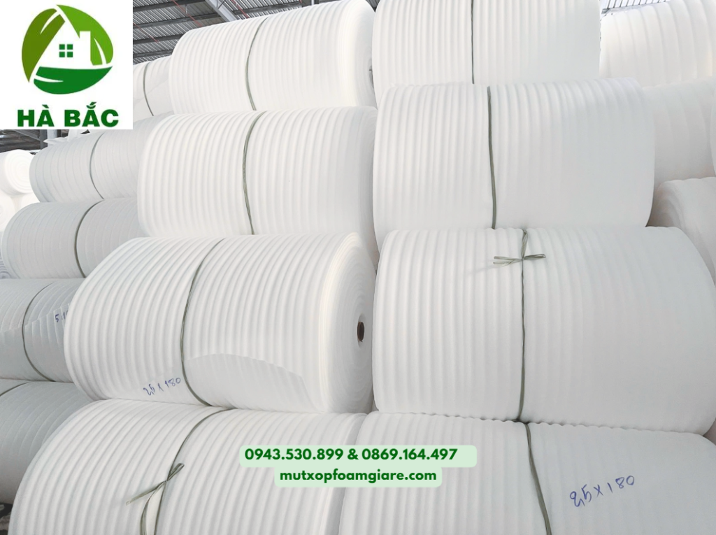 Màng foam lót trái cây là một loại màng foam giúp bảo vệ trái cây khi xuất khẩu tránh tình trạng hư hỏng. Trong ngành xuất khẩu nông sản.