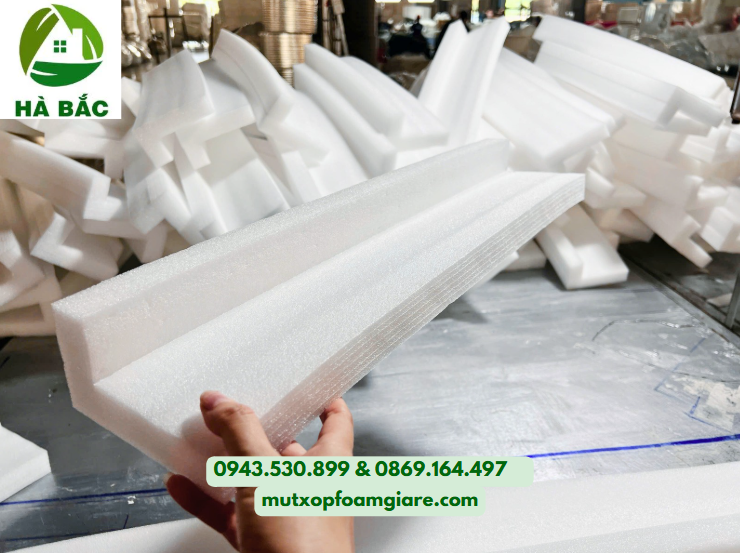 Xốp đóng gói là một giải pháp rất phổ biến giúp bảo vệ hàng hóa khỏi va đập, trầy xước, hư hỏng trong quá trình vận chuyển.